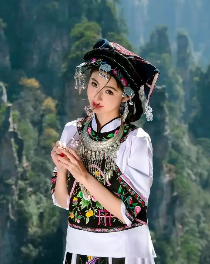 湘西全景vip專車專導(dǎo)純玩包團(tuán)6日游